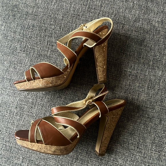 Cork Sandals - Picture 1 of 5